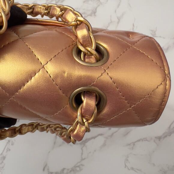 Chanel Metallic Lambskin Quilted Medium Double Flap Golden - Picture 10 of 12